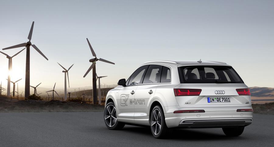  Audi Q7 e-tron TDI Quattro (4M) 2016 года  (WW) (фото 2 из 33)